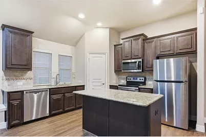 556 Avery Pointe, Lavon, TX 75166 - Photo 10