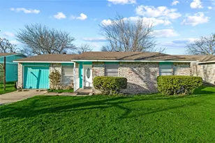 715 Sun Valley Dr, Duncanville, TX 75116 - Photo 1