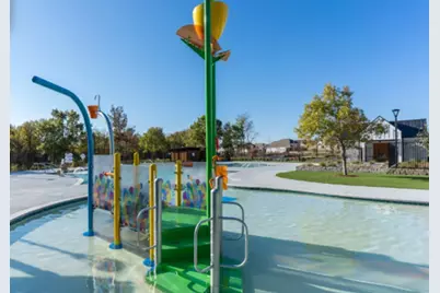 2068 Cuellar Way, Van Alstyne, TX 75495 - Photo 2