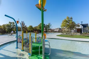 2068 Cuellar Wy, Van Alstyne, TX 75495 - Photo 2