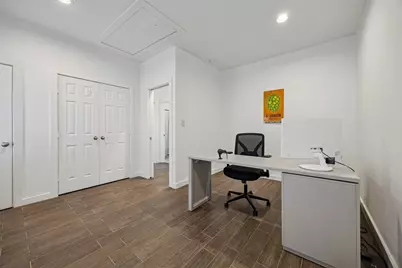 2550 Wedglea Drive, Dallas, TX 75211 - Photo 14