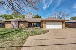 4302 Kingswick Dr, Arlington, TX 76016 - Photo 36