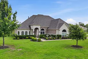 100 Lilyfield Dr, Lucas, TX 75002 - Photo 2