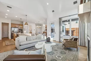 9356 Charlie Ln, Dallas, TX 75238 - Photo 12