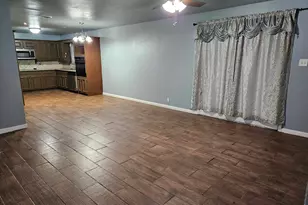 808 McCurry Ave, Bedford, TX 76022 - Photo 4