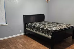 808 McCurry Ave, Bedford, TX 76022 - Photo 12