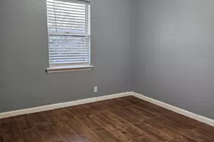 808 McCurry Ave, Bedford, TX 76022 - Photo 14