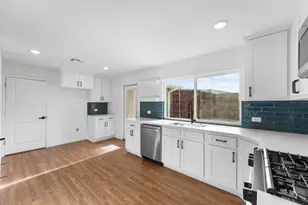 936 Stone Trail Dr, Plano, TX 75023 - Photo 8