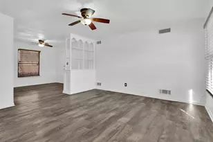 1025 S Maurice Ave, Denison, TX 75020 - Photo 10