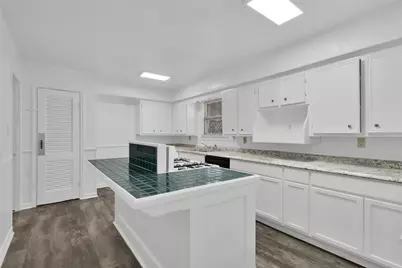 1025 S Maurice Avenue, Denison, TX 75020 - Photo 14