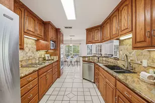 2700 Solar Ct, Granbury, TX 76049 - Photo 8