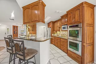 2700 Solar Ct, Granbury, TX 76049 - Photo 12