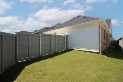 8768 Treeline Parkway, Justin, TX 76247 - Photo 2