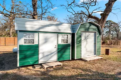 6330 Farm Road 1402, Mt Pleasant, TX 75455 - Photo 20