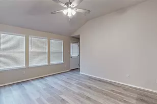 2917 Kimbrough Ln, McKinney, TX 75071 - Photo 4