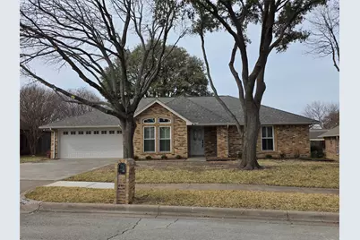 10168 Stoneleigh Drive, Benbrook, TX 76126 - Photo 1