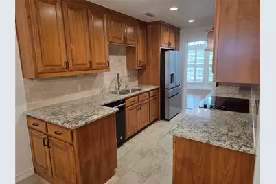 10168 Stoneleigh Drive, Benbrook, TX 76126 - Photo 6