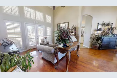 8810 S Hampton Drive, Granbury, TX 76049 - Photo 4