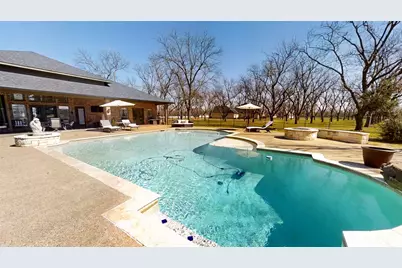8810 S Hampton Drive, Granbury, TX 76049 - Photo 26