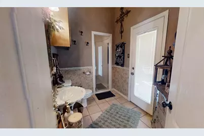 8810 S Hampton Drive, Granbury, TX 76049 - Photo 18