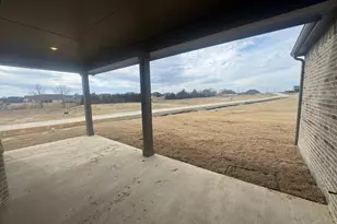 814 Valley Ridge Rd, Van Alstyne, TX 75495 - Photo 14