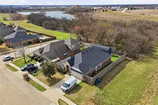 803 Lakeview Dr, Alvarado, TX 76009 - Photo 34