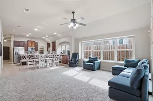 803 Lakeview Dr, Alvarado, TX 76009 - Photo 16