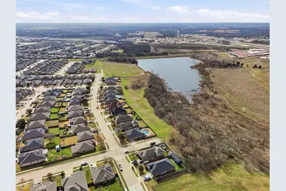 803 Lakeview Drive, Alvarado, TX 76009 - Photo 36