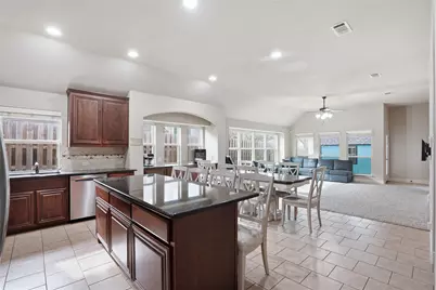 803 Lakeview Drive, Alvarado, TX 76009 - Photo 12