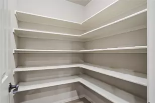 803 Lakeview Dr, Alvarado, TX 76009 - Photo 14