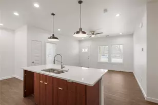 10117 Royce Dr, Dallas, TX 75217 - Photo 16