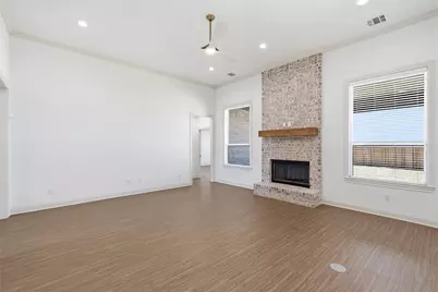 2125 Bond, Lorena, TX 76655 - Photo 6