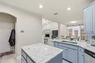 2122 Trickling Creek Dr, Garland, TX 75041 - Photo 10