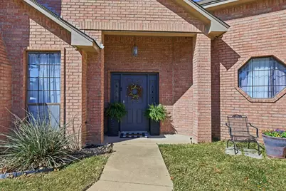 2307 William Circle, Ennis, TX 75119 - Photo 2