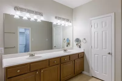 7909 Amesbury Lane, Rowlett, TX 75089 - Photo 16