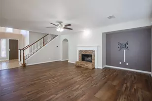 7909 Amesbury Ln, Rowlett, TX 75089 - Photo 10