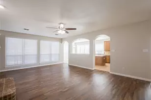 7909 Amesbury Ln, Rowlett, TX 75089 - Photo 8