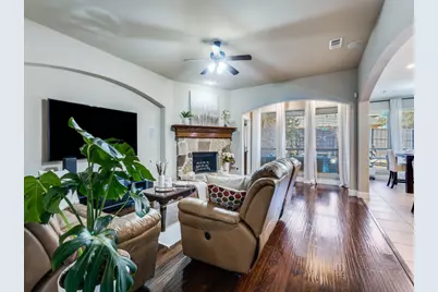 10800 Sexton Drive, McKinney, TX 75072 - Photo 6