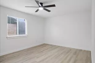 1705 Redbird Cir, Lewisville, TX 75067 - Photo 18