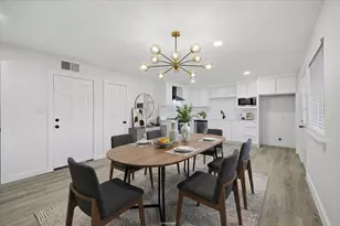 1705 Redbird Cir, Lewisville, TX 75067 - Photo 2