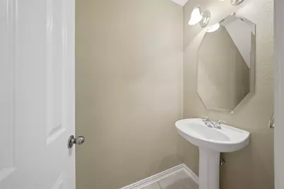 4100 Parkview Court, Bedford, TX 76021 - Photo 24