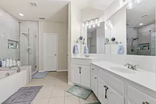 2122 Trickling Creek Dr, Garland, TX 75041 - Photo 16