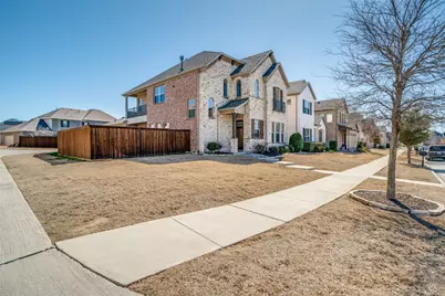 814 Davids Way, Allen, TX 75013 - Photo 2