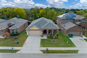 1120 Cheyenne Dr, Aubrey, TX 76227 - Photo 6