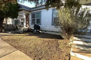 607 Neches St, Dallas, TX 75208 - Photo 2