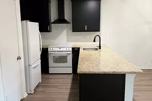 2106 Misty Meadow Ct, Carrollton, TX 75006 - Photo 8