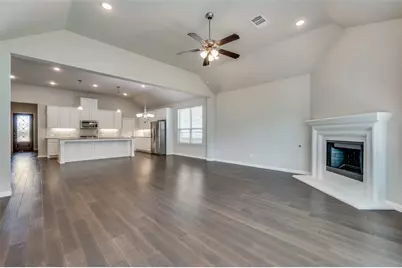 4720 Bonfire Way, Little Elm, TX 76227 - Photo 8