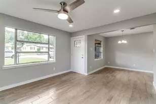 12326 Dandridge Dr, Dallas, TX 75243 - Photo 4