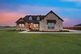 136 Ridgetop Trl, Rhome, TX 76078 - Photo 2