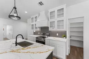 127 Lakeview Dr, Trinidad, TX 75163 - Photo 10